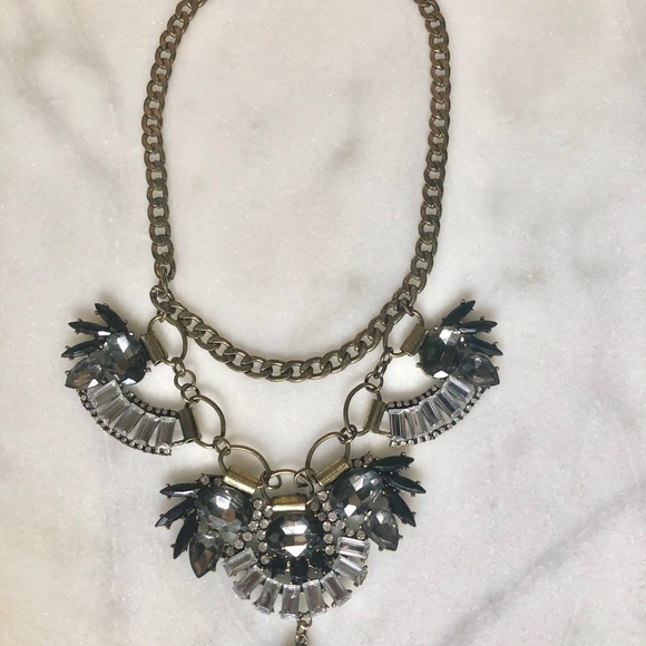 STATEMENT NECKLACE - Picture 2 of 4